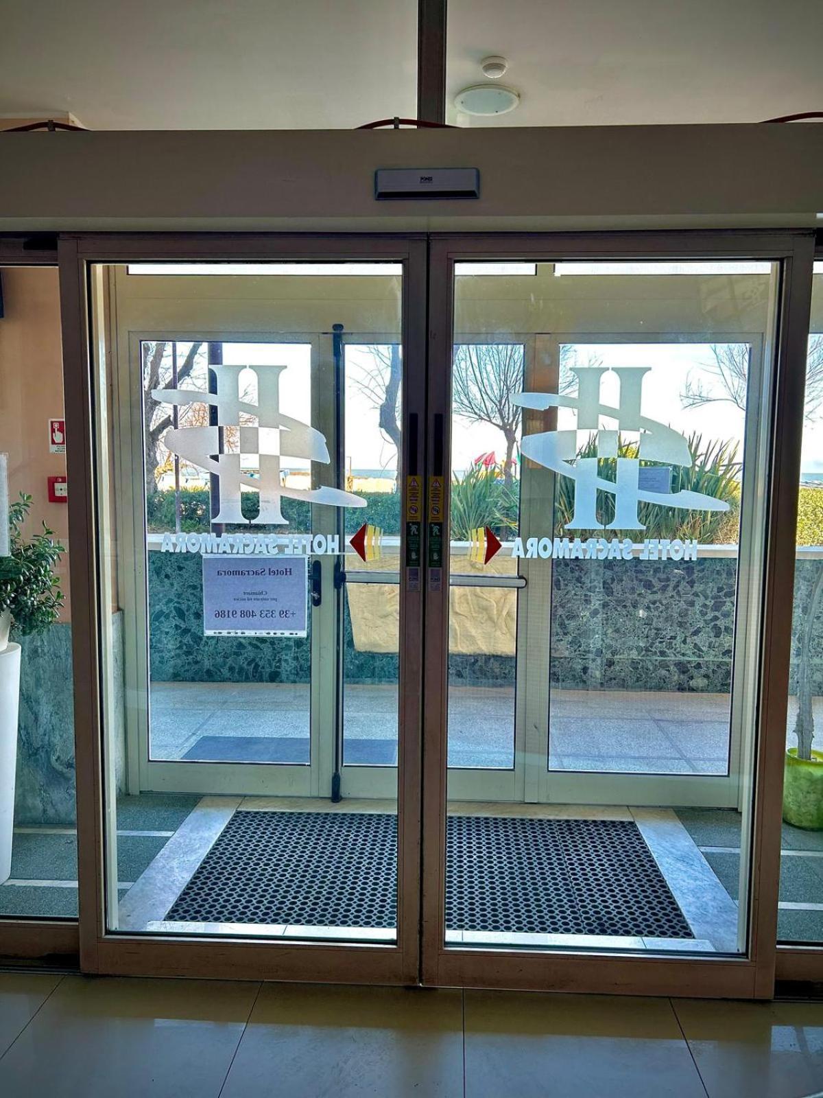 Hotel Sacramora Rimini Extérieur photo